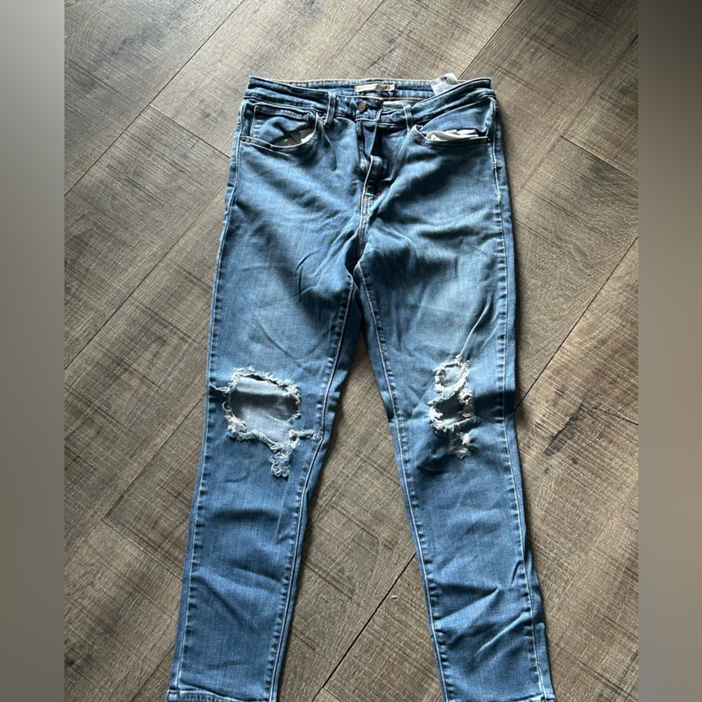 Levi's Light Blue Distressed Skinny Jeans